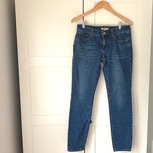 CAbi Jeans, Women’s size 6, color: Medium Wash